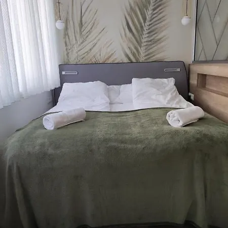 Apartament Dom Luxus Apartman Segedyn