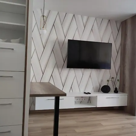 Apartament Dom Luxus Apartman