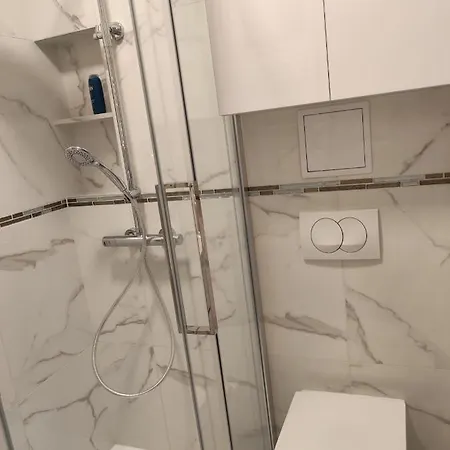 Dom Luxus Apartman * Segedyn