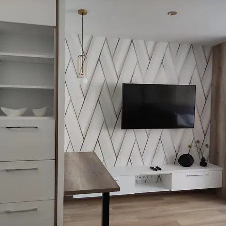 Apartament Dom Luxus Apartman *