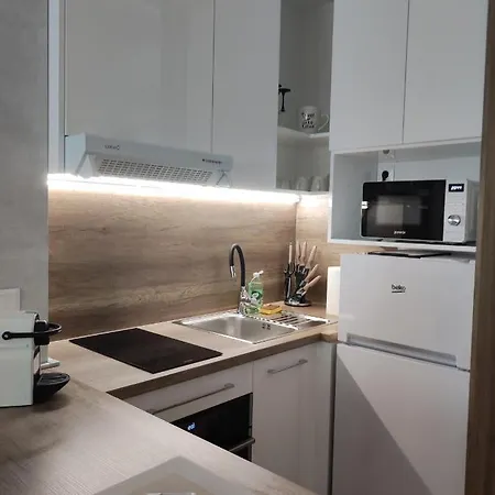Apartament Dom Luxus Apartman