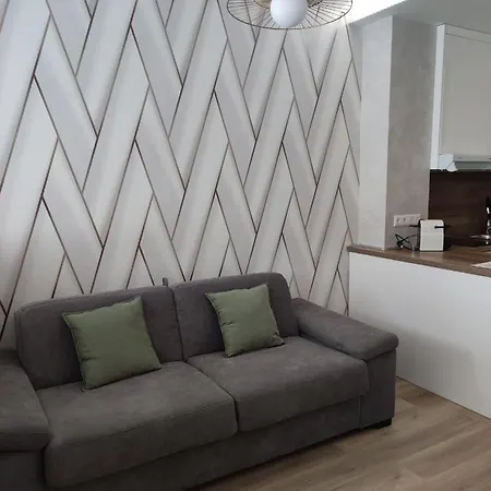 Apartament Dom Luxus Apartman *